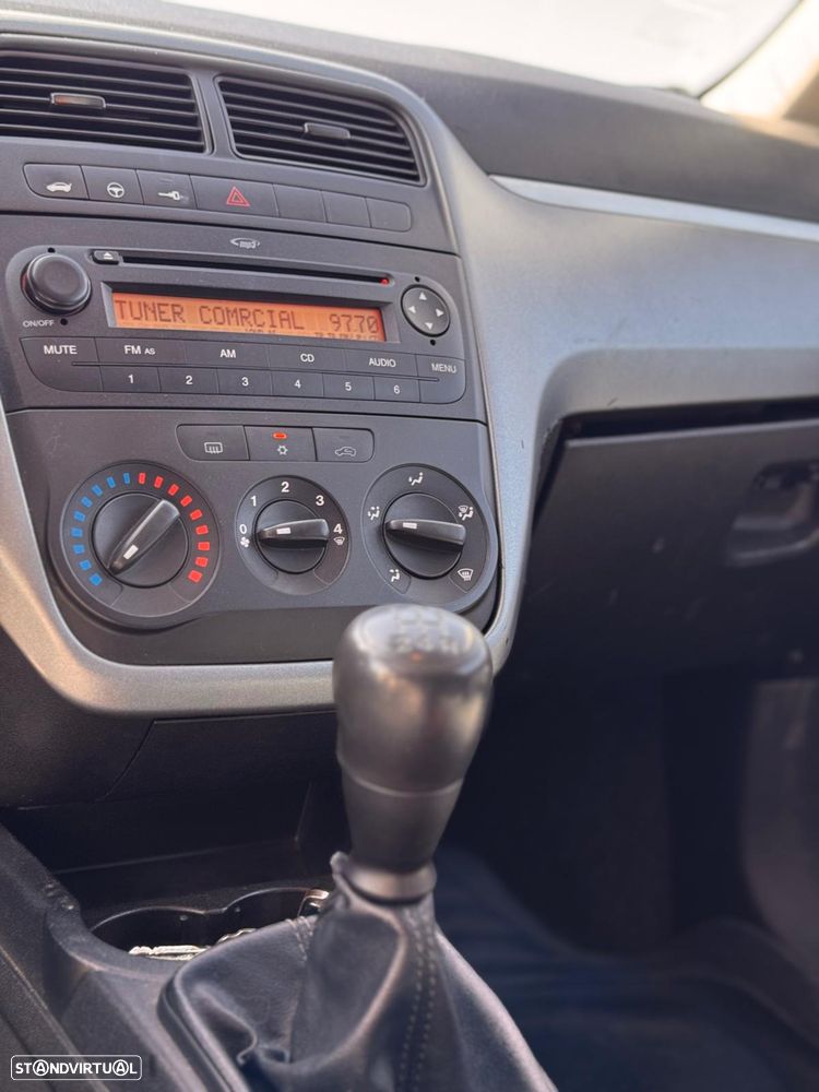 Fiat Grande Punto - 30