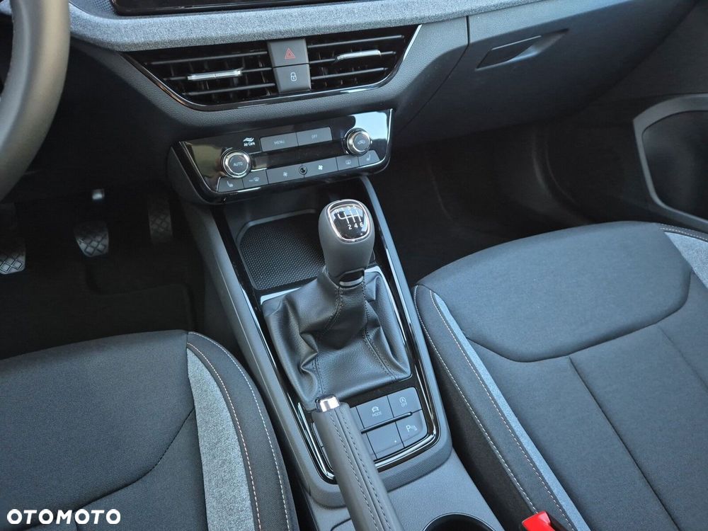 Skoda Kamiq 1.0 TSI Drive - 35