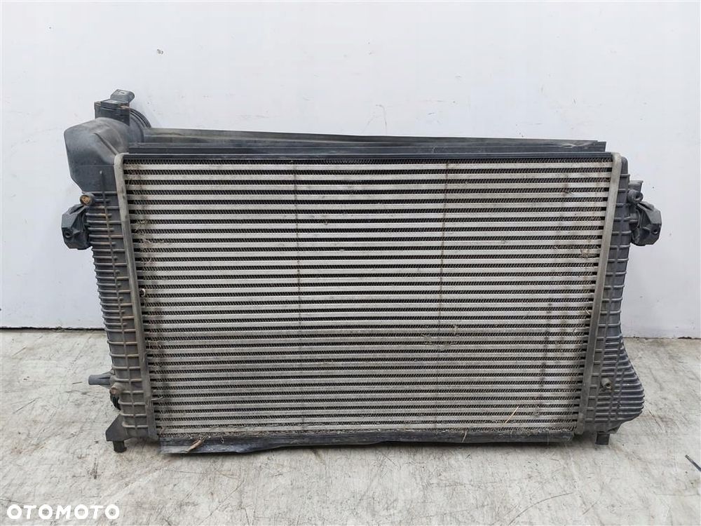Chłodnica wody INTERCOOLER CHŁODNICA POWIETRZA VW Touran I 1.9TDI 2003-2010 - 3