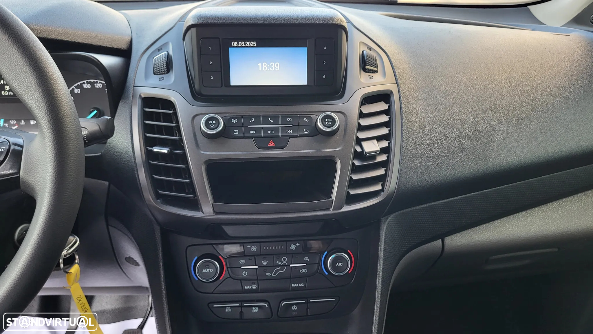 Ford Transit Connect L2 (Longa) 120cv - 10