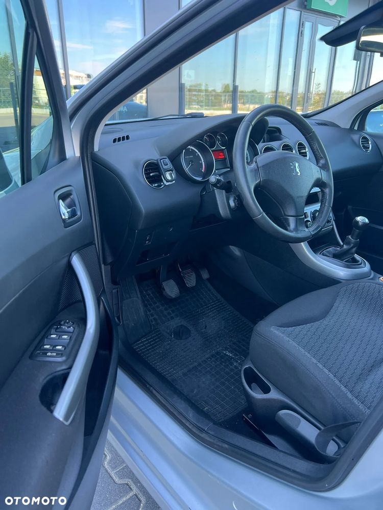 Peugeot 308 120 VTi Premium - 9