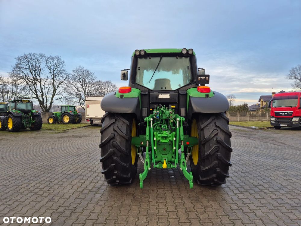 John Deere 6830, amortyzowana oś - 6