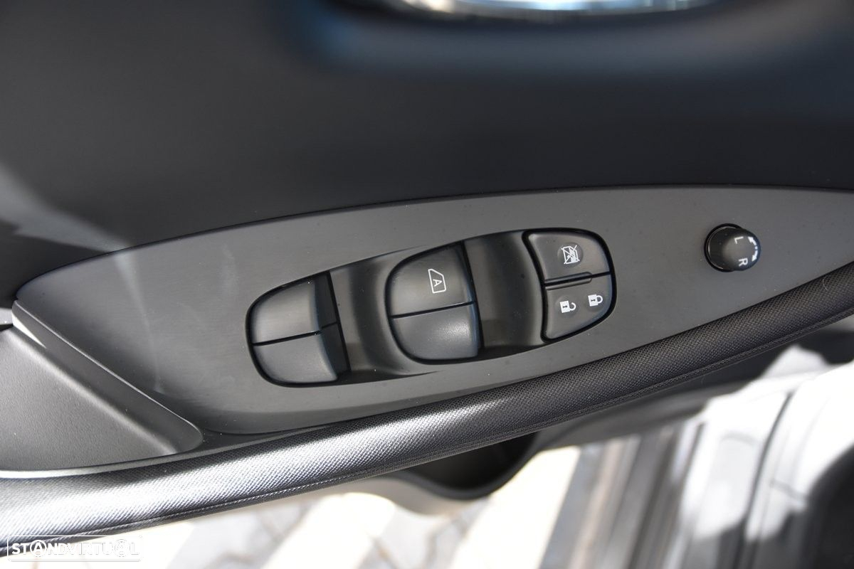 Nissan Leaf Acenta - 7