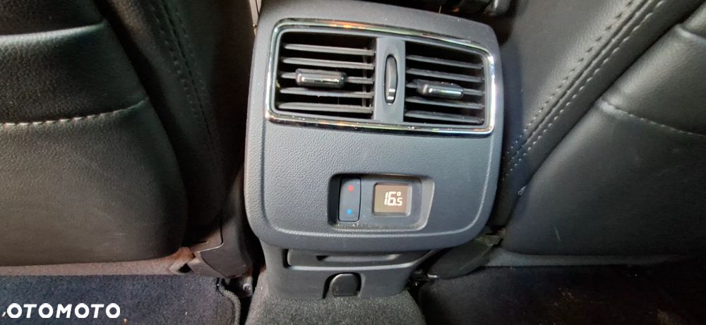 Renault Latitude 3.0 V6 dCi Initiale - 38
