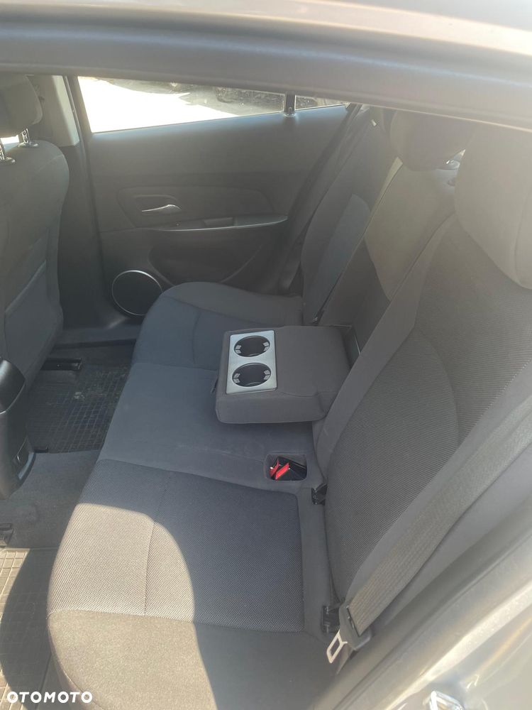 Chevrolet Cruze 1.8 LT - 14