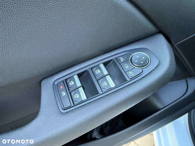 Renault Clio - 11