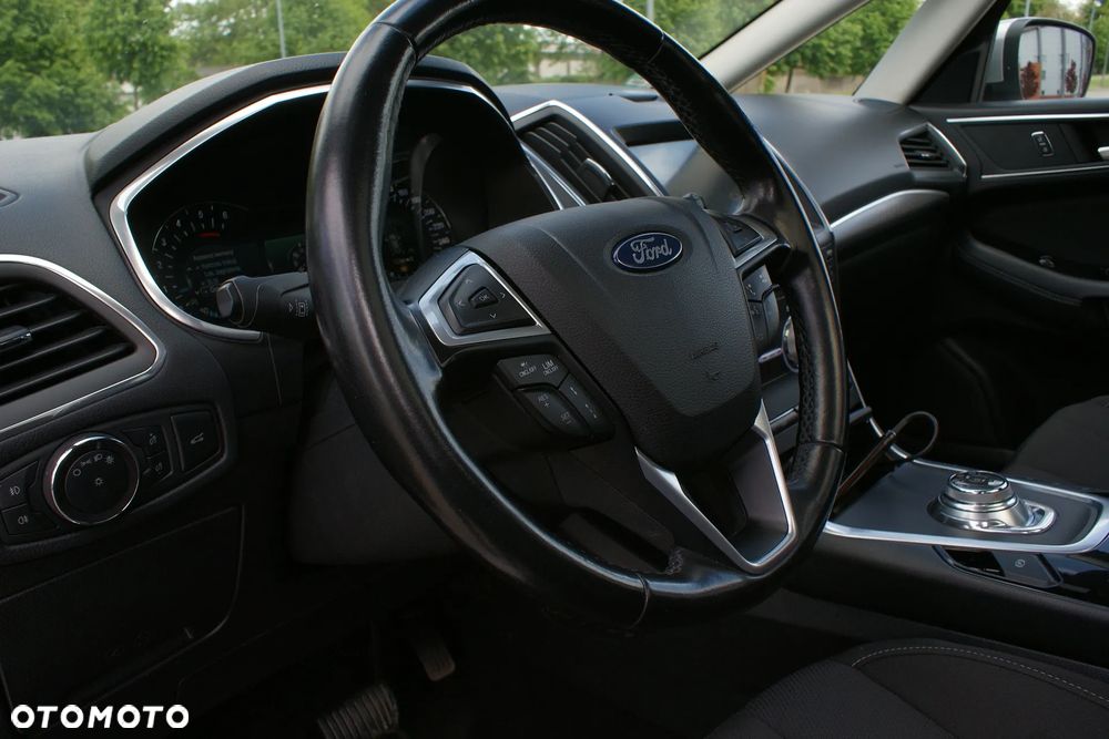 Ford S-Max 2.0 EcoBlue Titanium - 8