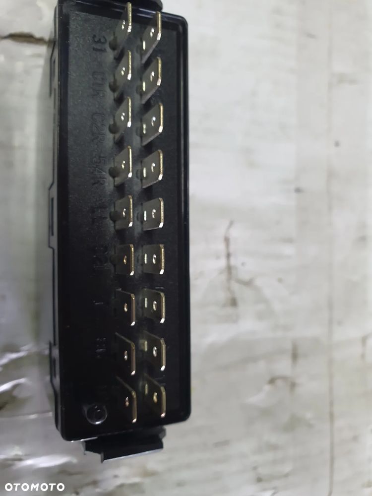 Przekaźnik kierunkowskazów Mercedes Atego Actros Axor Econic 0035443732 - 3