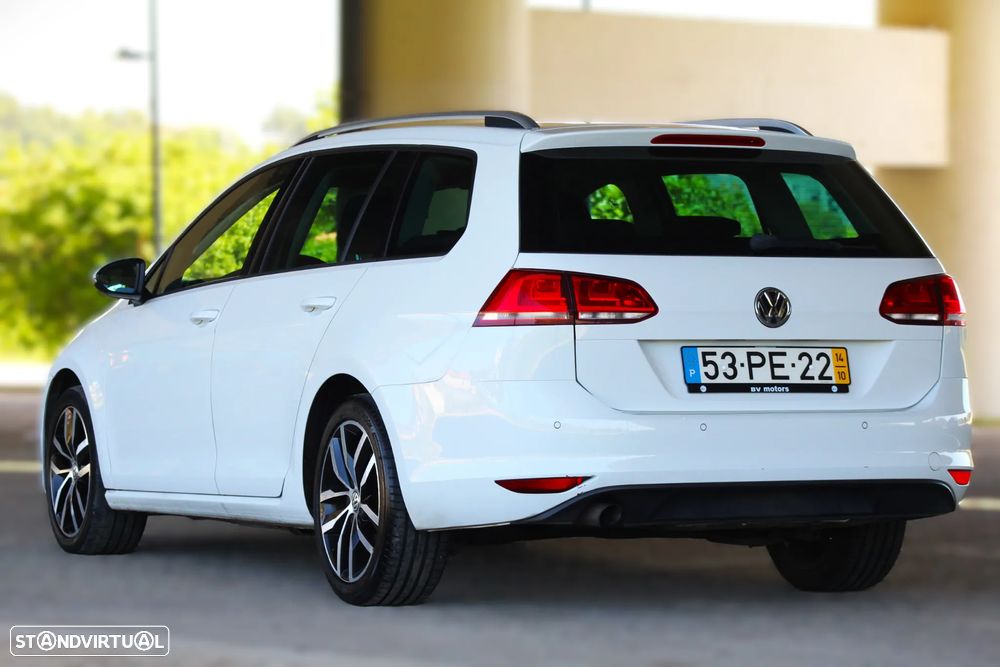 VW Golf Variant 1.6 TDi Sportline DSG - 14