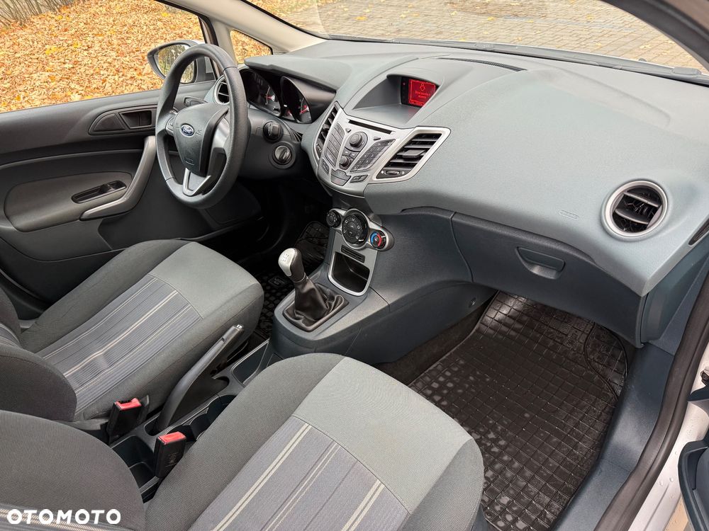 Ford Fiesta 1.25 Ambiente - 9