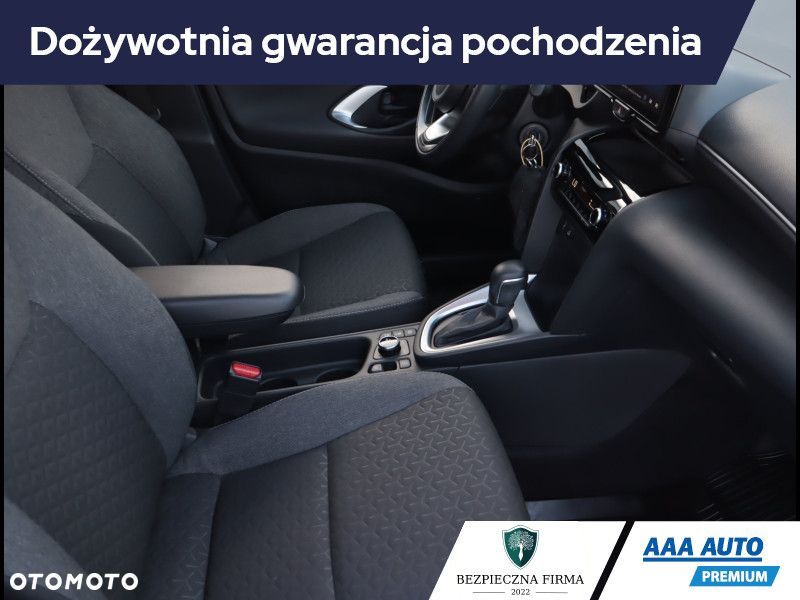 Toyota Yaris Cross - 10