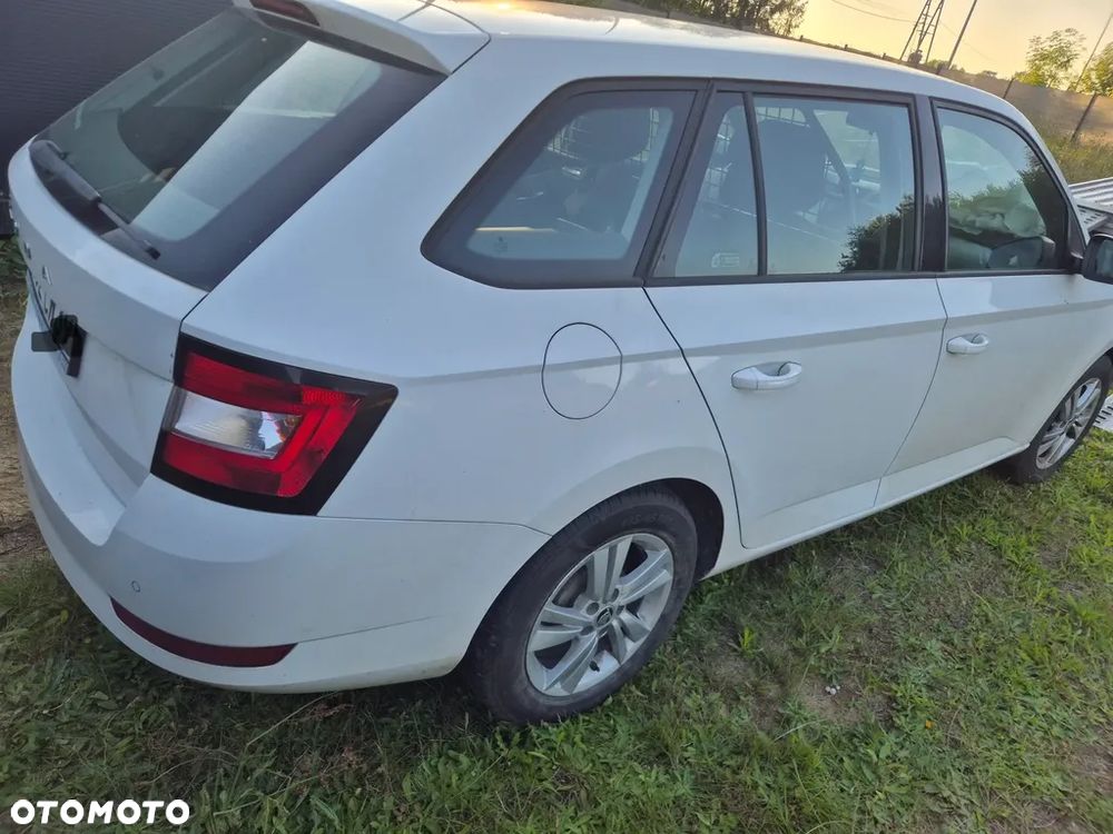 Skoda Fabia - 4