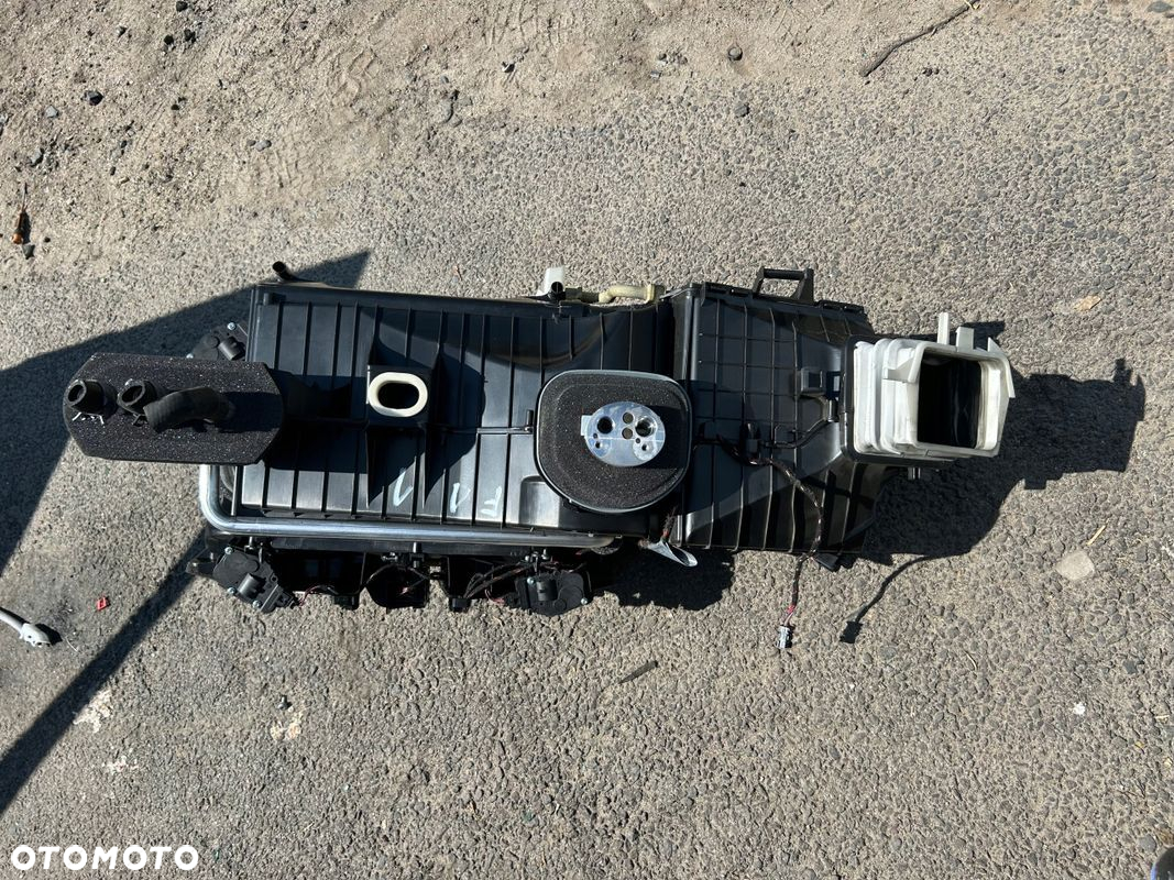 BMW F11 F10 NAGRZEWNICA EUROPA - 2