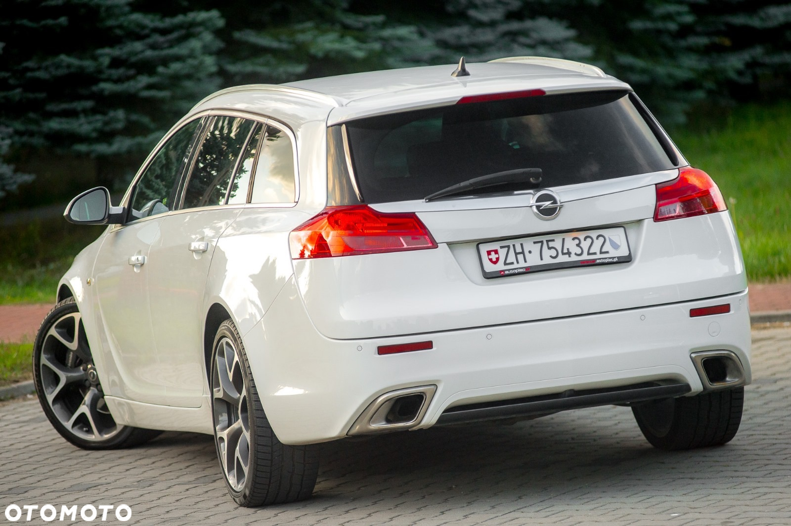 Opel Insignia 2.8 V6 Turbo Sports Tourer 4x4 Automatik OPC - 16