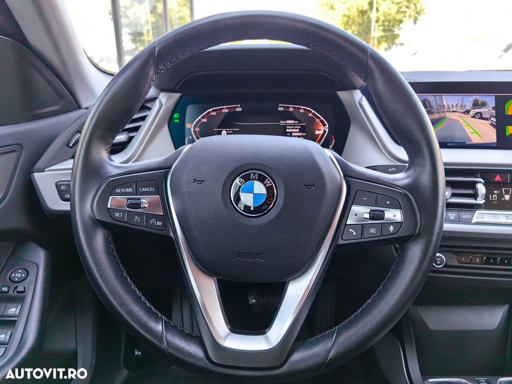 BMW Seria 2 218d Aut. Advantage - 26