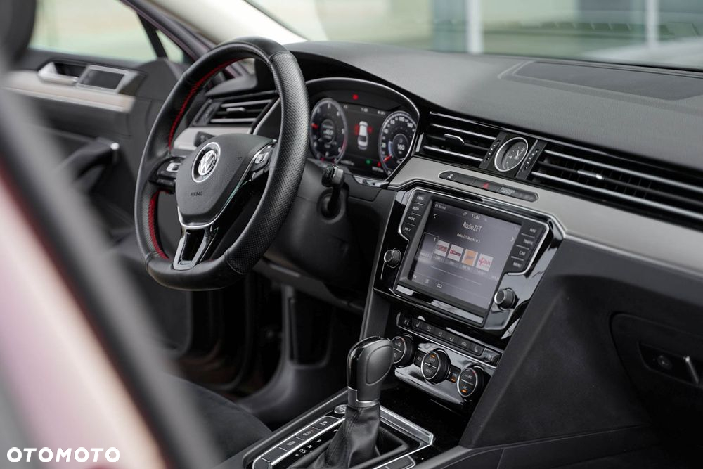 Volkswagen Passat 2.0 TDI BMT Highline DSG - 33