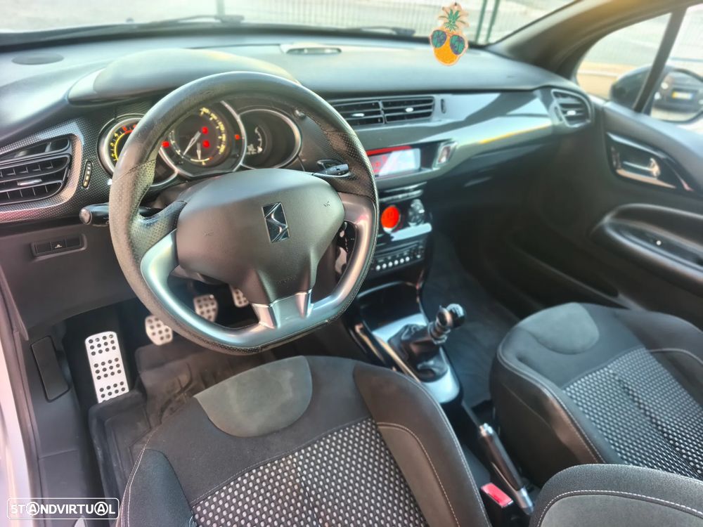 Citroën DS3 1.6 e-HDi Airdream Sport Chic - 21