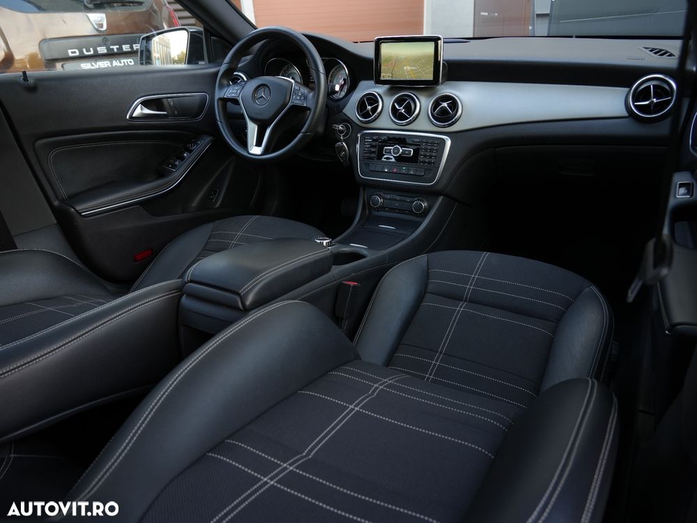 Mercedes-Benz CLA 200 - 25