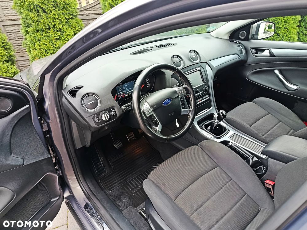 Ford Mondeo 2.0 TDCi Titanium - 22