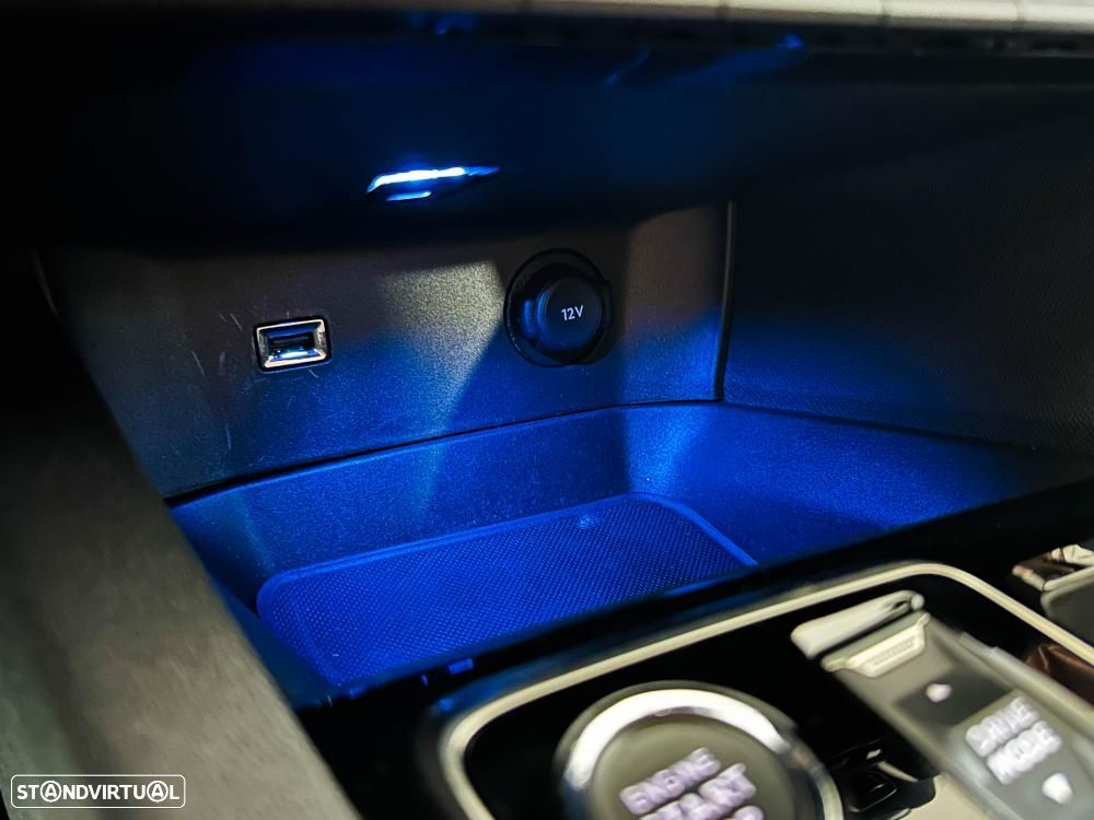 Peugeot 3008 1.6 Hybrid GT Pack e-EAT8 - 55