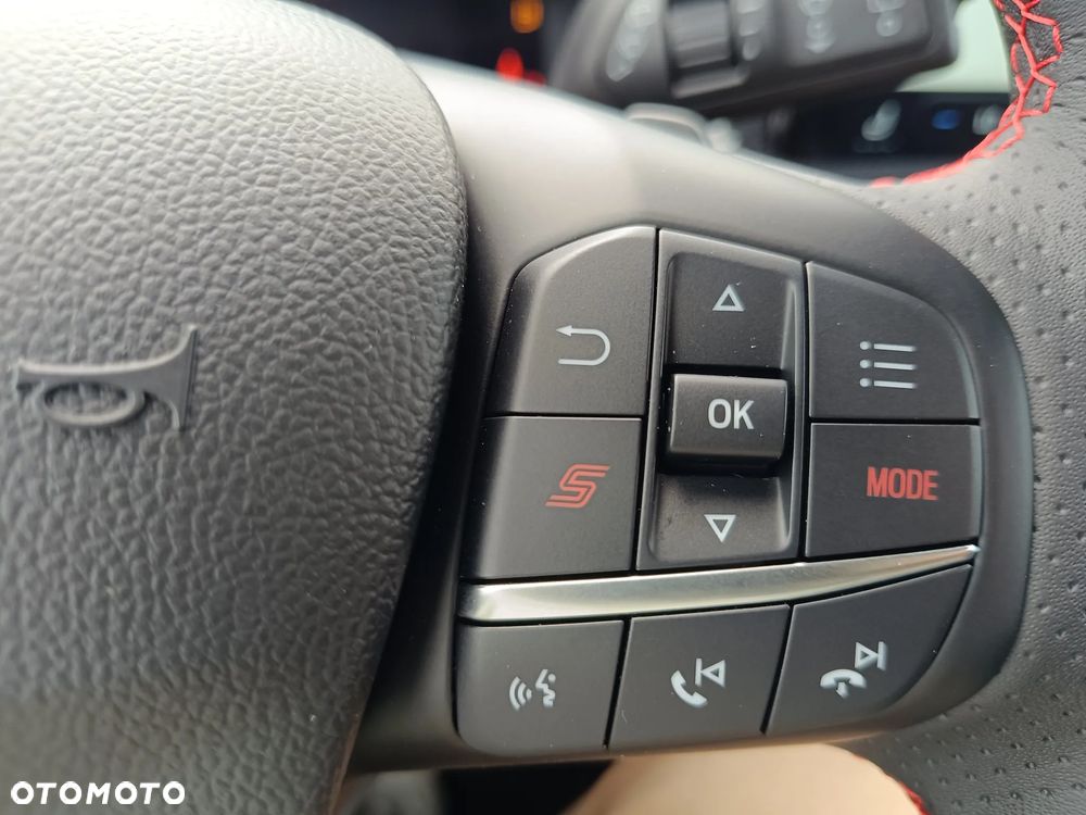 Ford Focus 2.3 EcoBoost ST X - 16