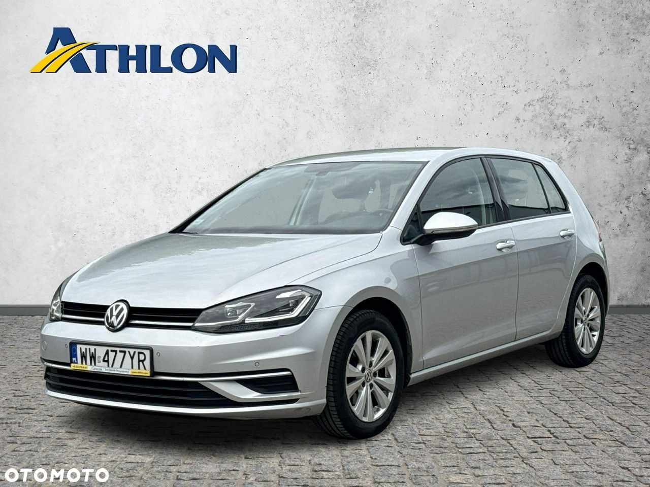 Volkswagen Golf - 1