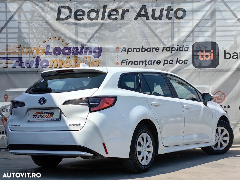 Toyota Corolla 1.8 HSD Business - 12