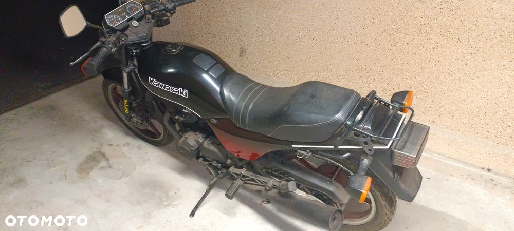 Kawasaki GPZ - 12
