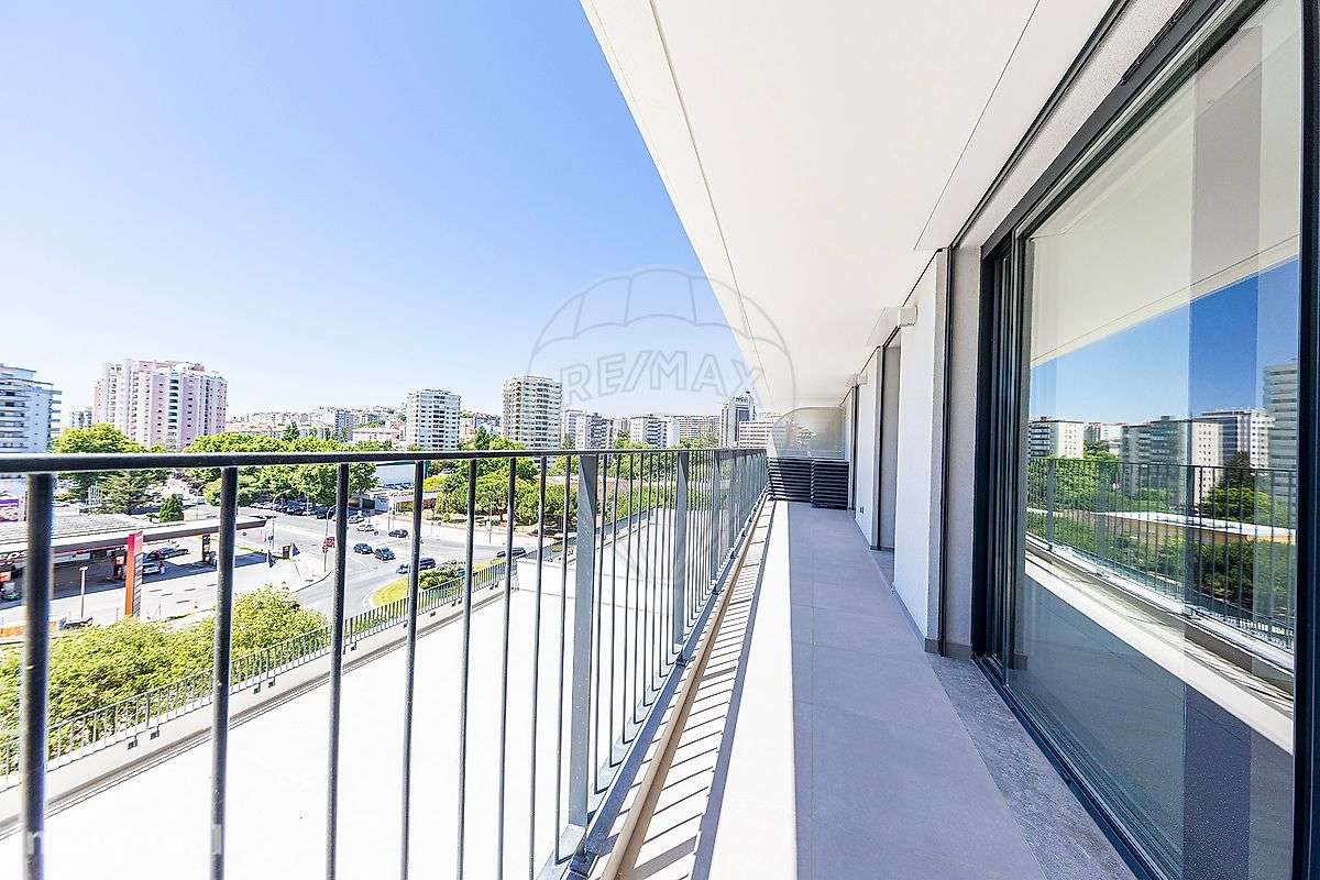 Apartamento T2 para arrendamento - Grande imagem: 2/26
