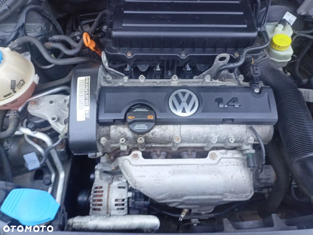 Volkswagen Polo 1.4 Team - 9