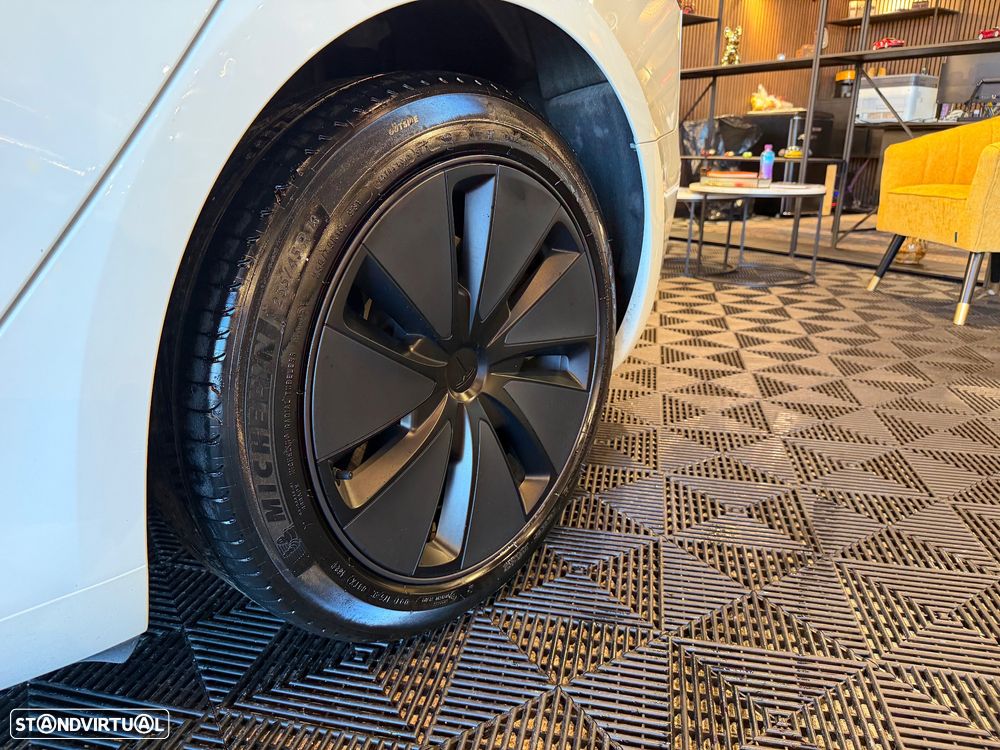 Tesla Model 3 Tração Traseira Premium - 16