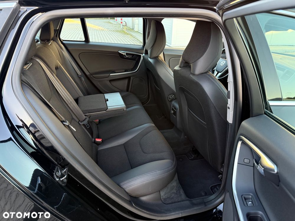 Volvo V60 - 19