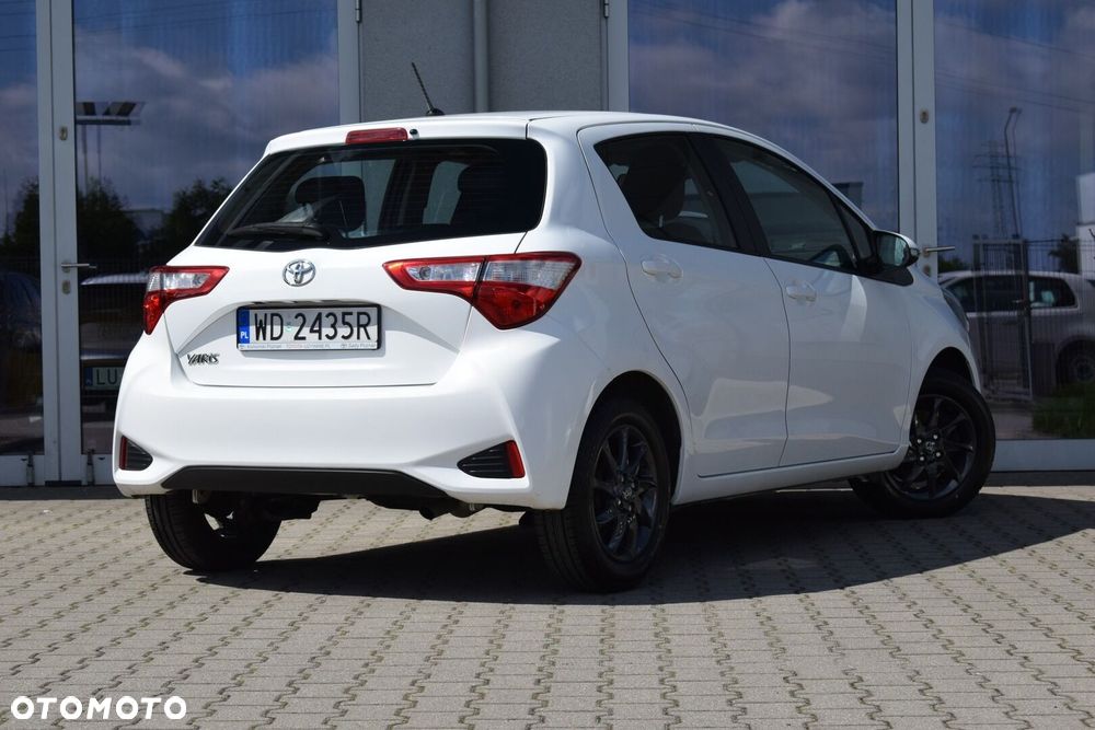 Toyota Yaris - 4