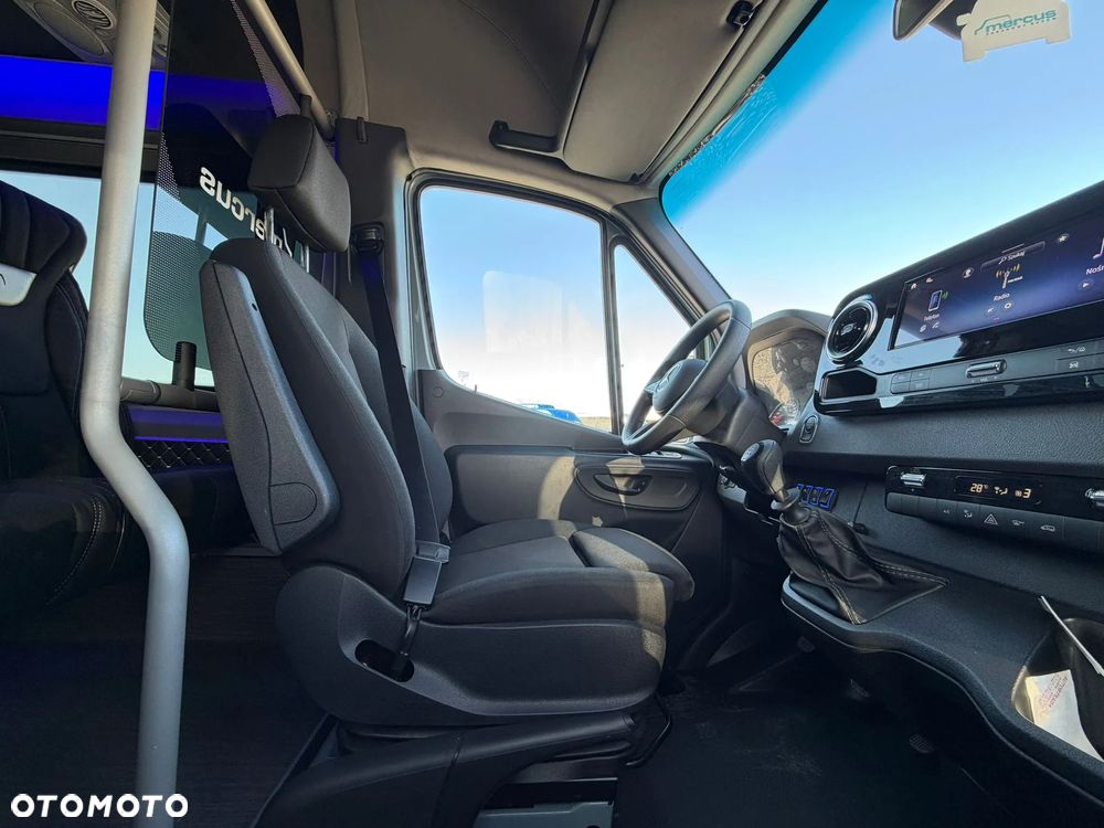 Mercedes-Benz Sprinter 519 - 15
