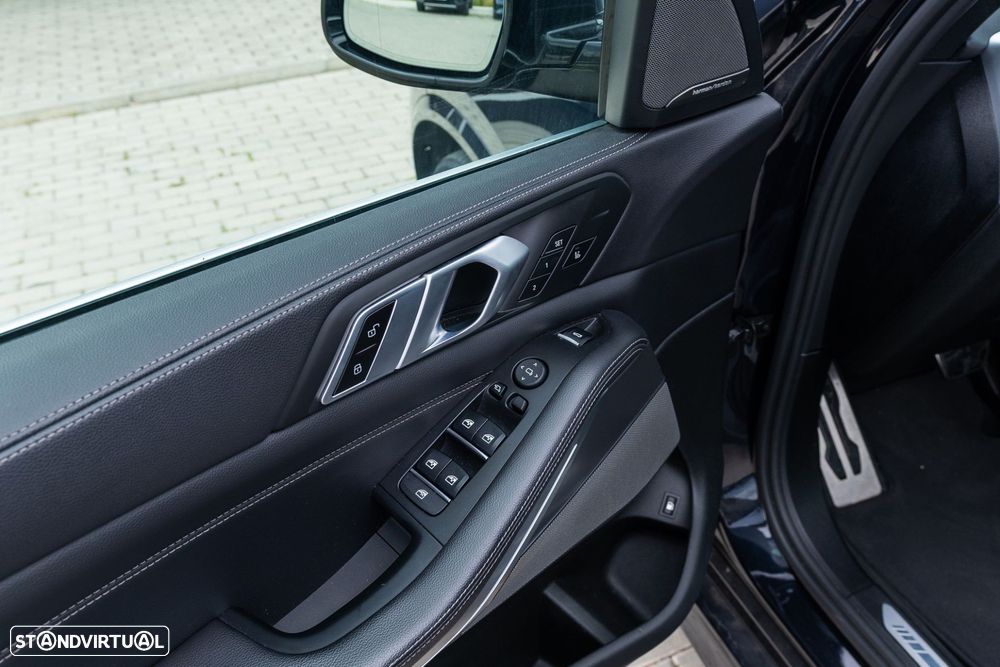 BMW X5 45 e xDrive Pack M - 17