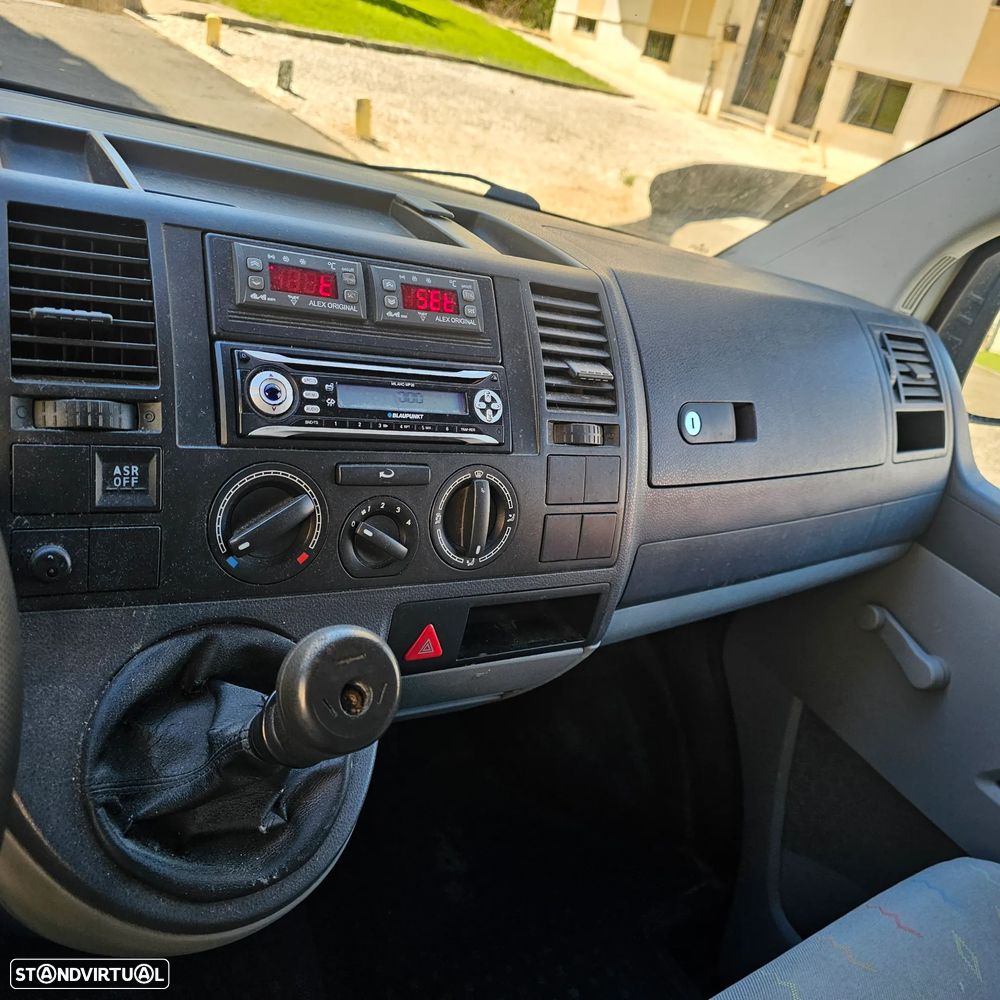 VW Transporter frio garagem - 36