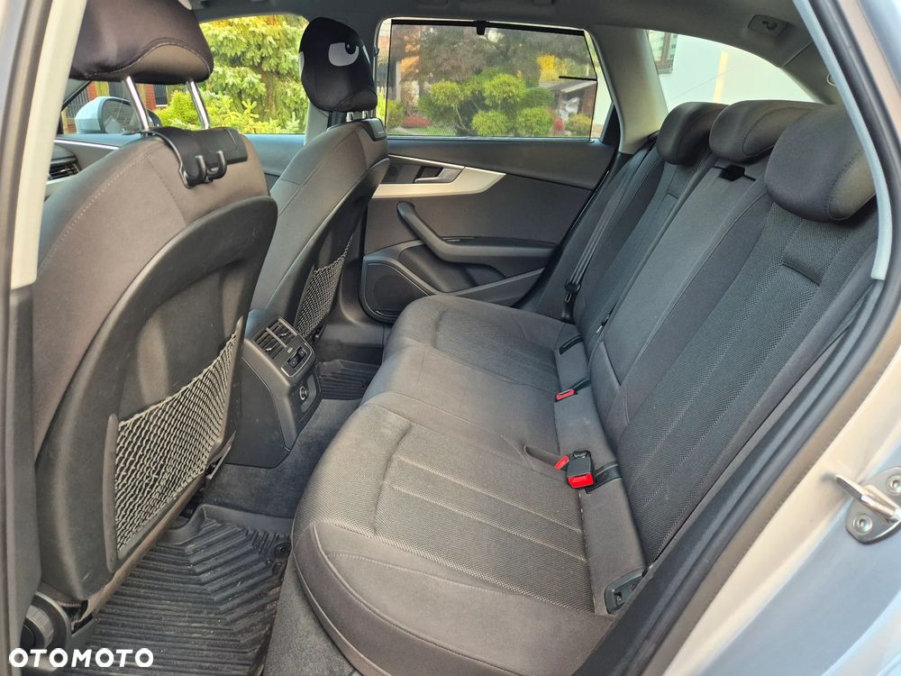 Audi A4 Avant 30 TDI mHEV Advanced S tronic - 28