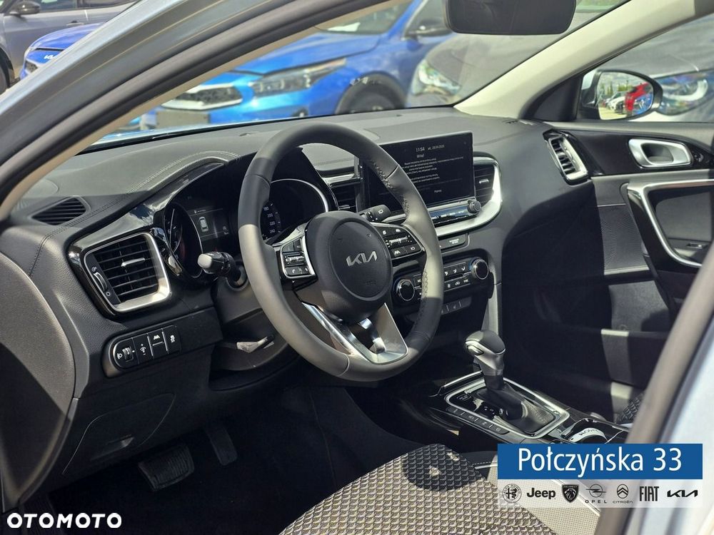 Kia Ceed 1.5 T-GDI Tribute DCT - 11
