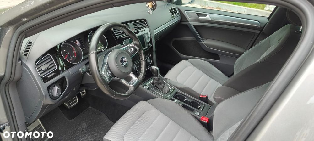 Volkswagen Golf 1.4 TSI BMT Highline DSG - 9
