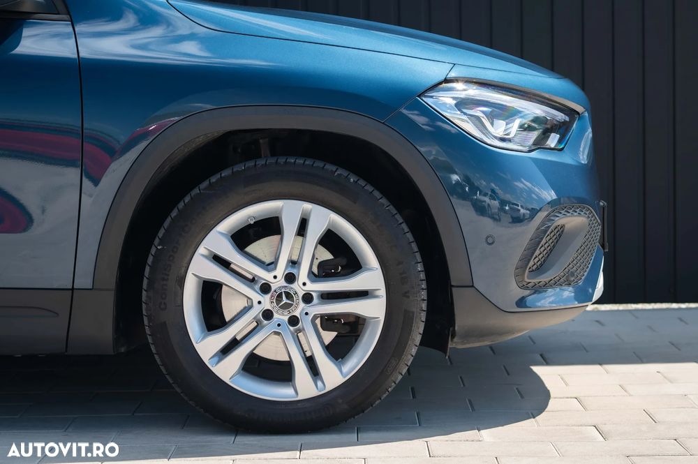 Mercedes-Benz GLA 200 d Aut. - 25