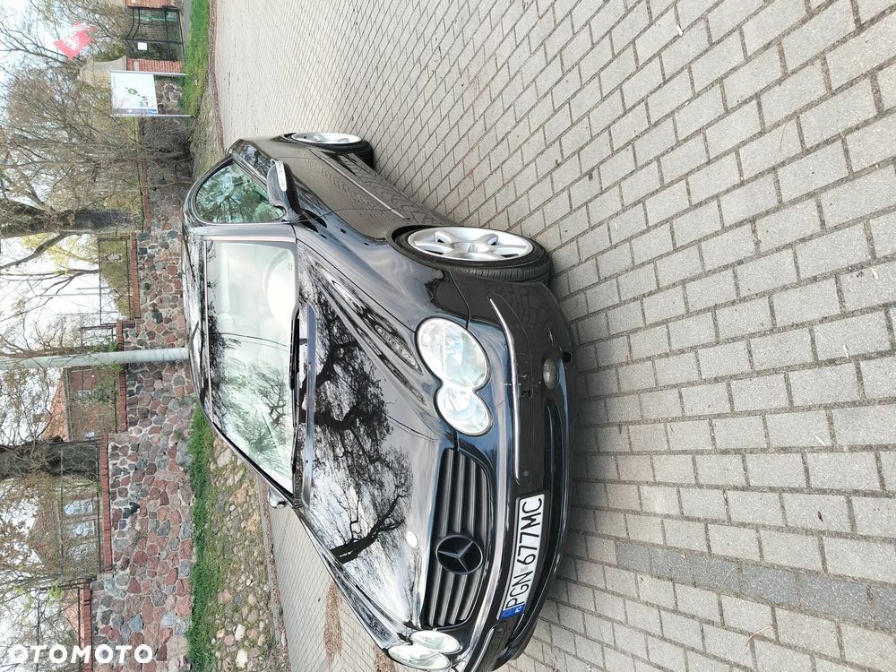 Mercedes-Benz CLK - 4