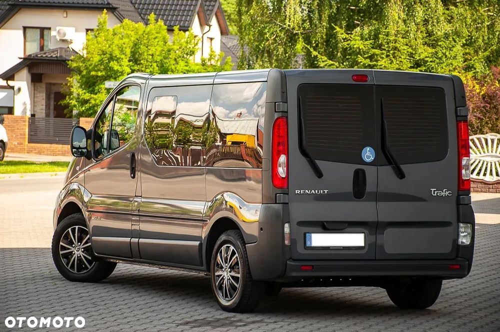 Renault Trafic - 11