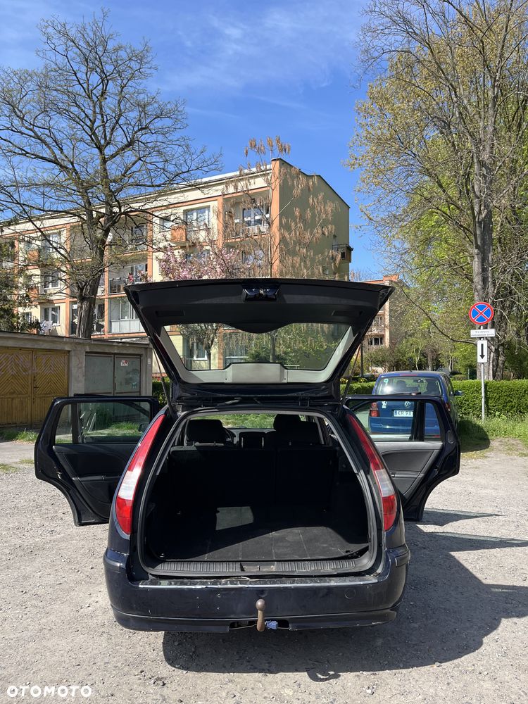 Ford Mondeo 2.2 TDCi Ghia - 17