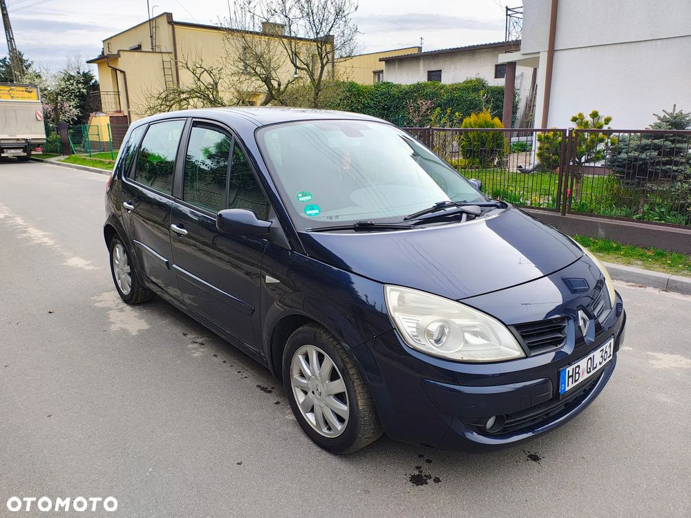 Renault Scenic 1.9 dCi FAP Avantage - 3