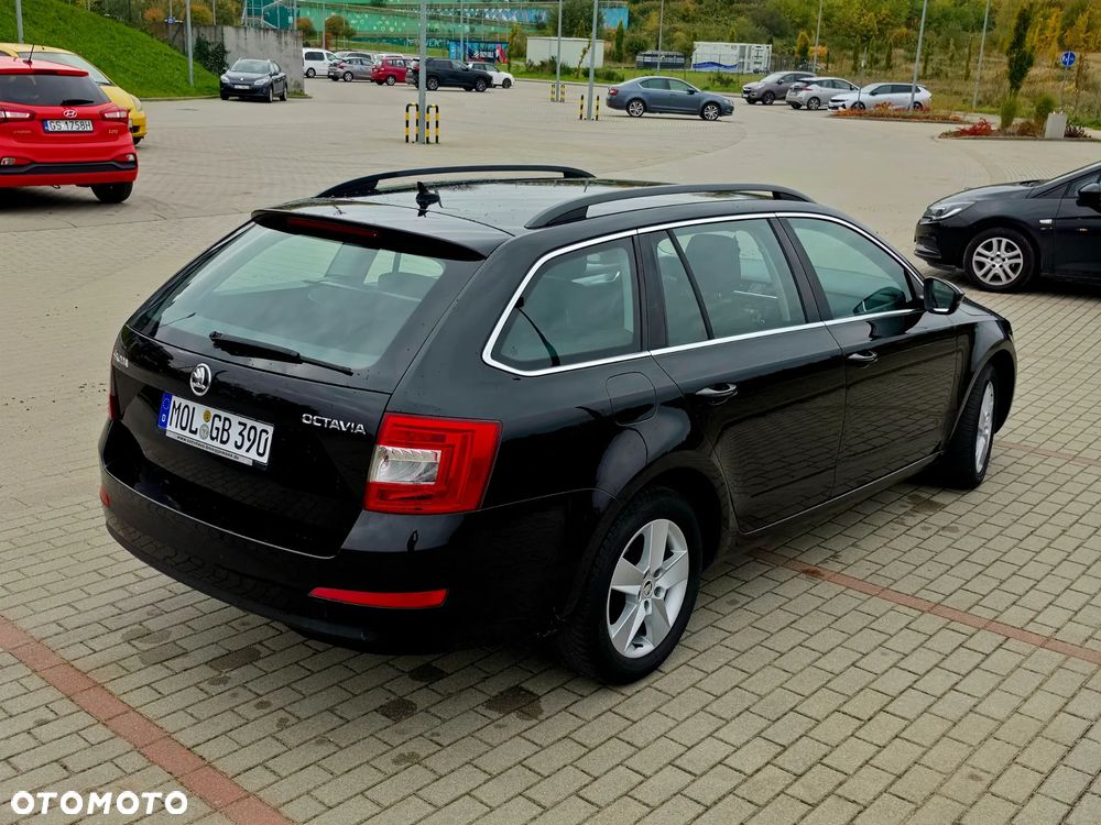 Skoda Octavia 2015 photo 2
