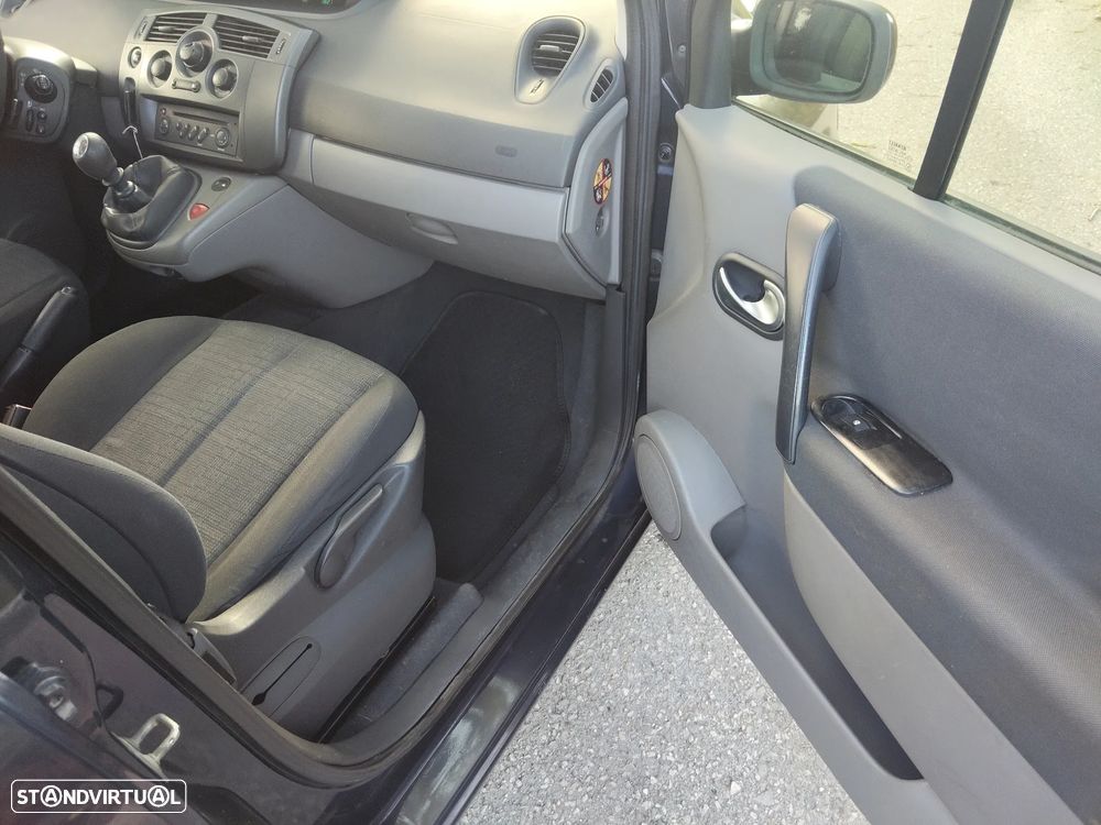 Renault Scénic 1.5 dCi Dynamique - 8