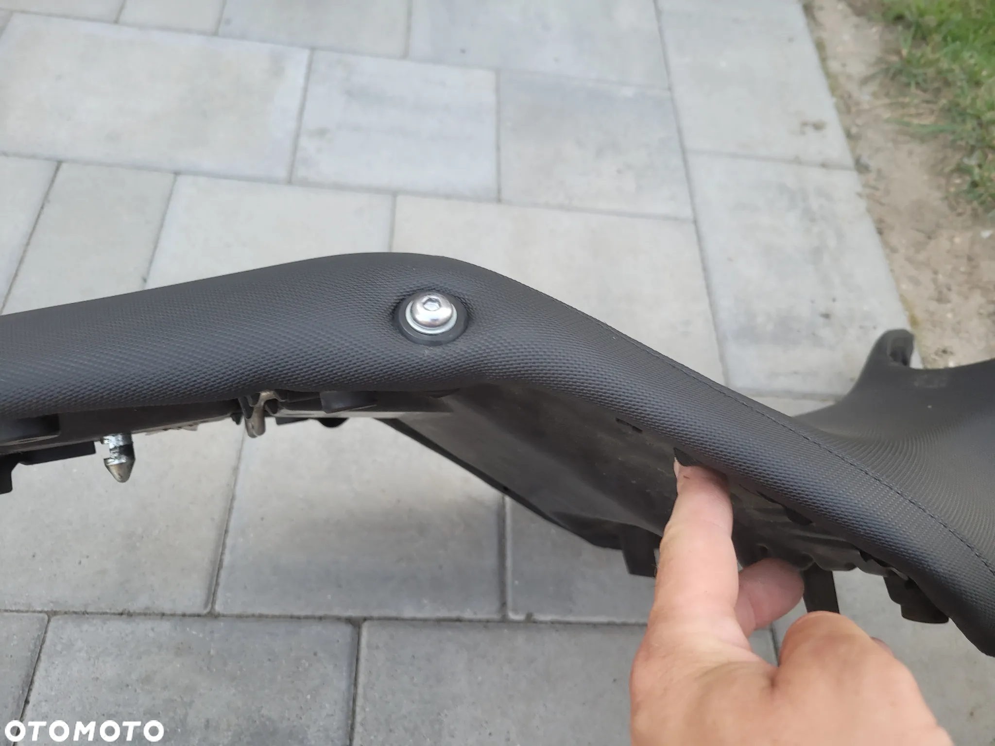 Siedzenie, fotel, kanapa Triumph Speed Triple 1050 - 17