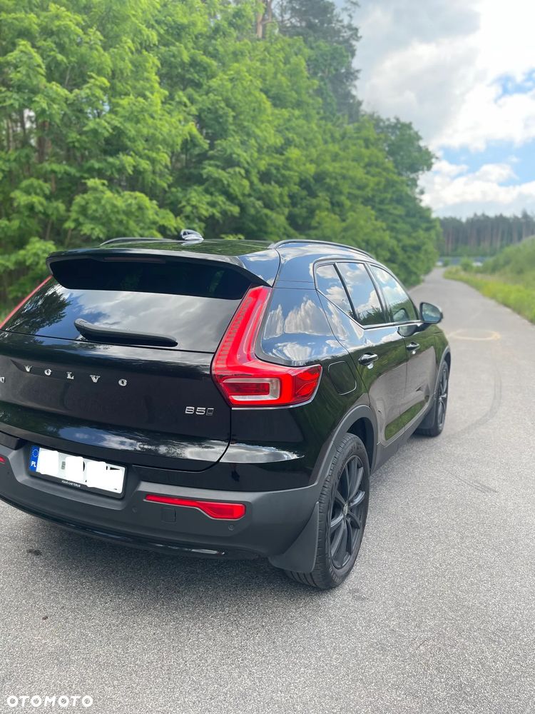 Volvo XC 40 B5 AWD Ultimate Dark - 5