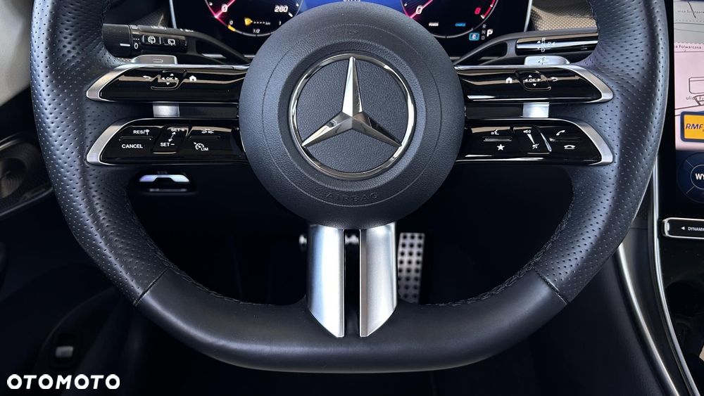 Mercedes-Benz GLC 200 mHEV 4-Matic AMG Line - 16