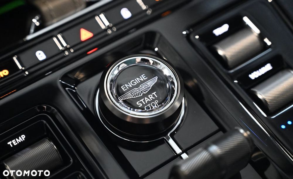 Aston Martin DBX707 - 20
